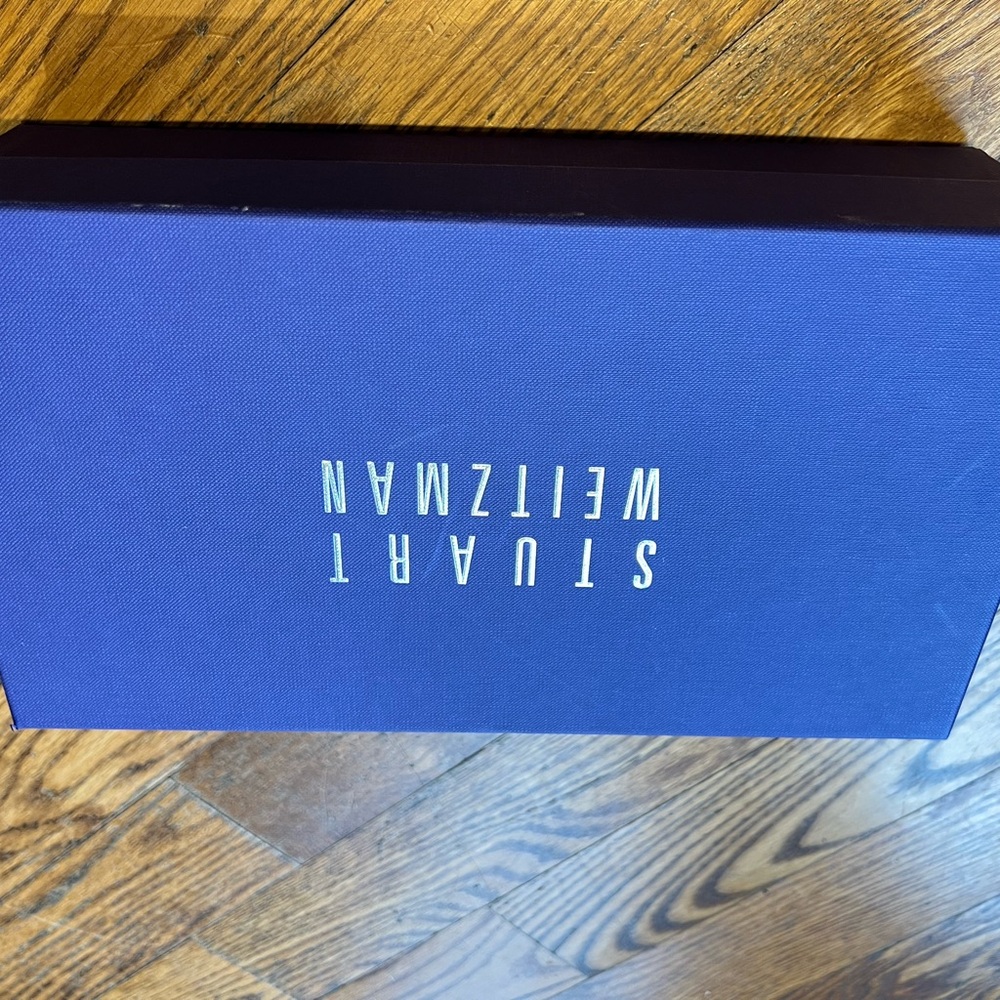 Brand new Stuart Weitzman kitten hill sandals - Picture 4 of 7